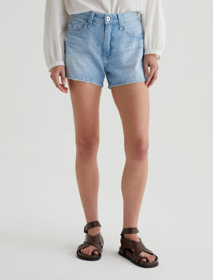 Halle Short