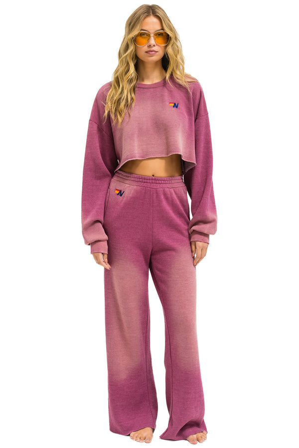 ESSENTIAL CROPPED CREW SWEATSHIRT RELAXED - FADED BERRY