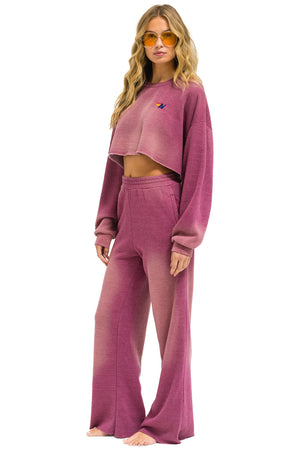 ESSENTIAL CROPPED CREW SWEATSHIRT RELAXED - FADED BERRY
