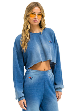 ESSENTIAL CROPPED CREW SWEATSHIRT RELAXED - FADED WATER