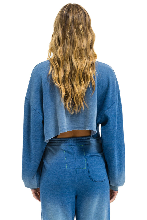 ESSENTIAL CROPPED CREW SWEATSHIRT RELAXED - FADED WATER